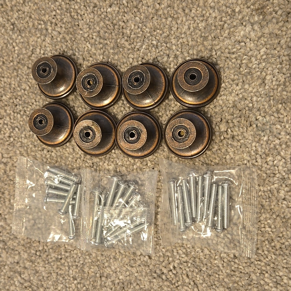 8 Copper Drawer Pulls With Screws - Picture 2 of 2